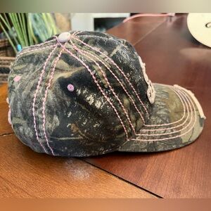 🖤Mossy Oak Women's Camouflage & Pink Hat